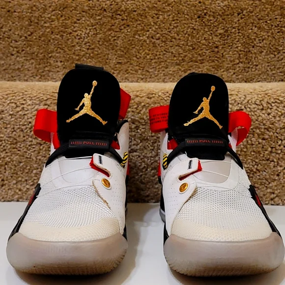 Jordan 33 men top